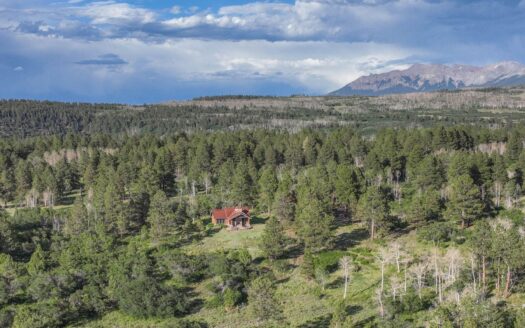 1001 Peninsula Drive