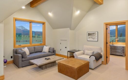 E 1010 Anderson Road