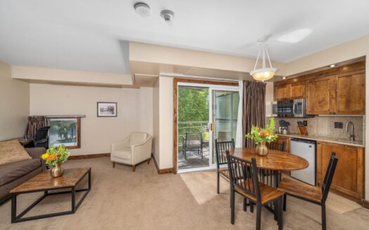 136 Country Club Drive 451