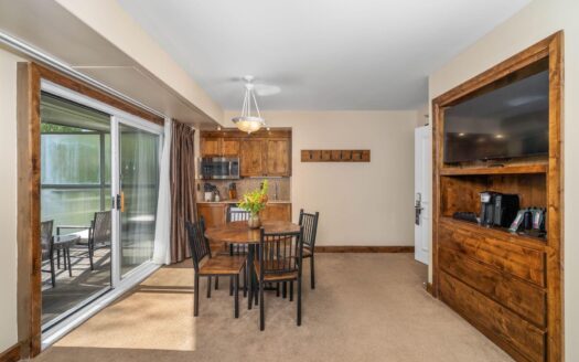 136 Country Club Drive 451