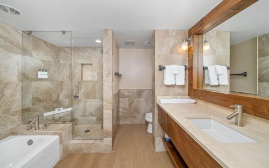 136 Country Club Drive 451