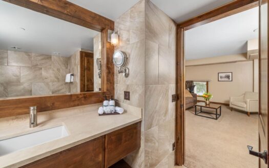 136 Country Club Drive 451