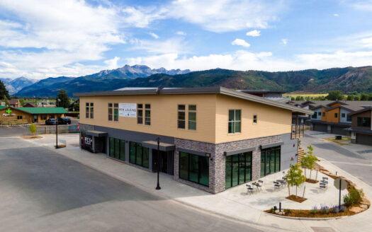 193 Riverfront Lane #200