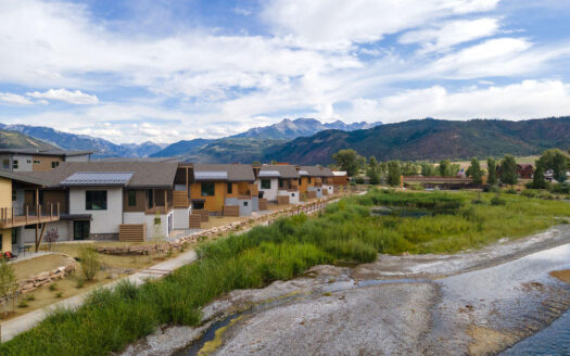 176 Alpine Loop, #301 M2 302