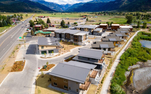 176 Alpine Loop, #301 M2 302