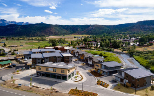 176 Alpine Loop, #301 M2 302