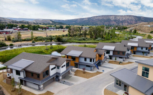 176 Alpine Loop, #301 M2 302