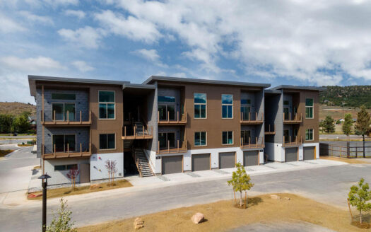 176 Alpine Loop, #301 M2 302