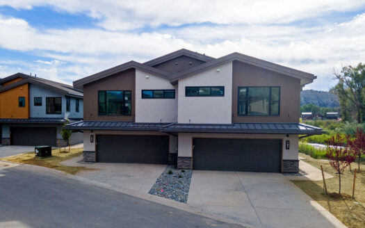 173 Riverfront Lane D2B