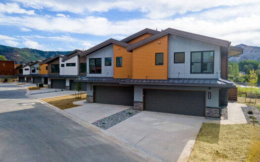173 Riverfront Lane D2B