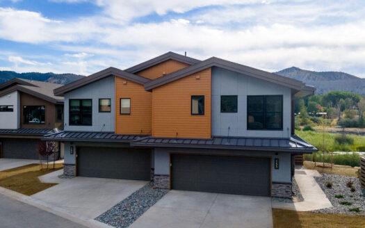 173 Riverfront Lane D2B