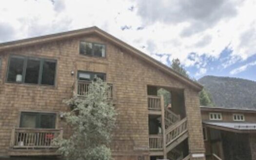 W 619 Columbia Avenue D101