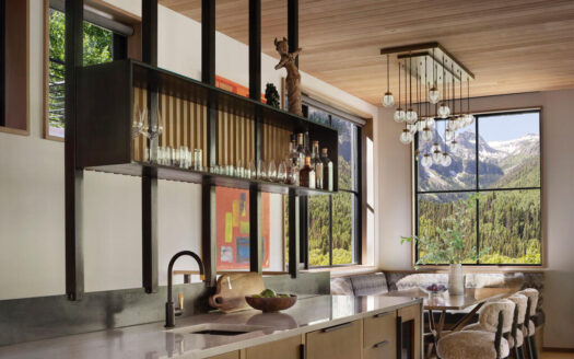 E 653 Pandora Avenue