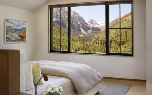 E 653 Pandora Avenue