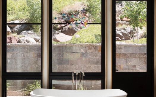 E 653 Pandora Avenue