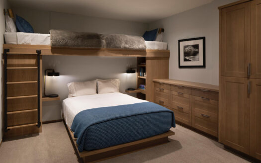 E 653 Pandora Avenue