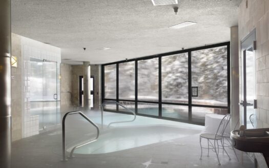 S 301 Pine Street 215