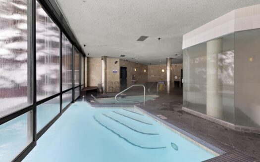 S 301 Pine Street 215