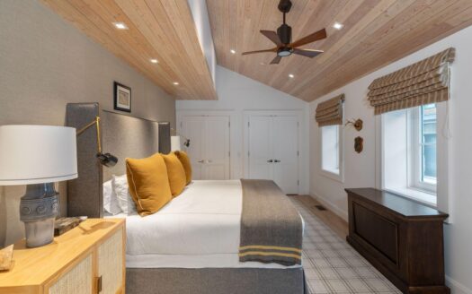 S 123 Spruce Street PH-AR & C-1