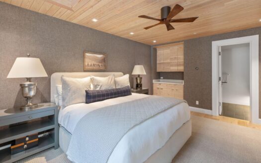 S 123 Spruce Street PH-AR & C-1