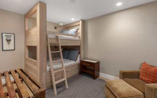 S 123 Spruce Street PH-AR & C-1