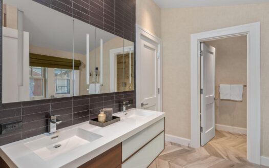 S 123 Spruce Street PH-AR & C-1