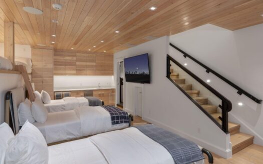 S 123 Spruce Street PH-AR & C-1