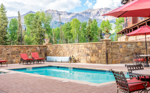 135 San Joaquin Road