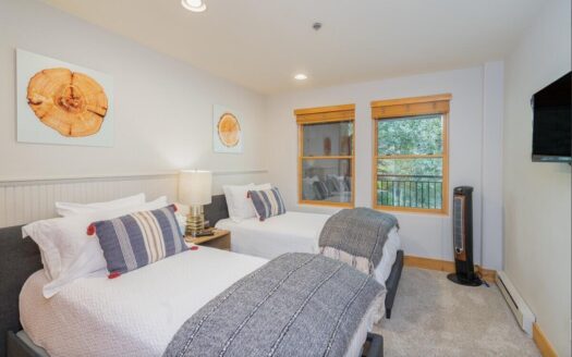 135 San Joaquin Road