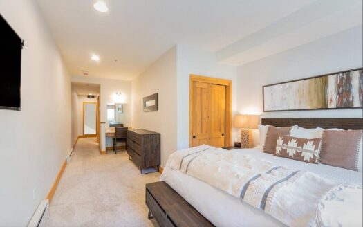 135 San Joaquin Road