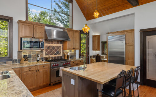 209 Knoll Estates Drive