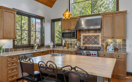209 Knoll Estates Drive