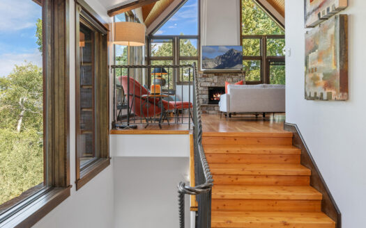209 Knoll Estates Drive