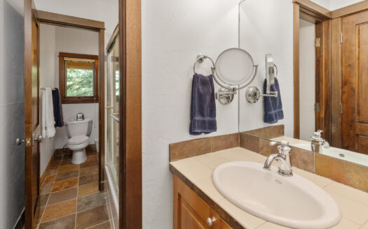 209 Knoll Estates Drive