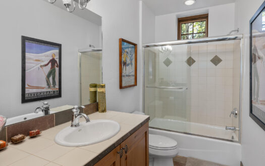 209 Knoll Estates Drive