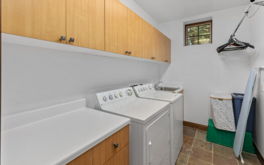209 Knoll Estates Drive