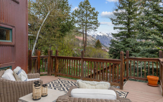 209 Hillside Lane Lane