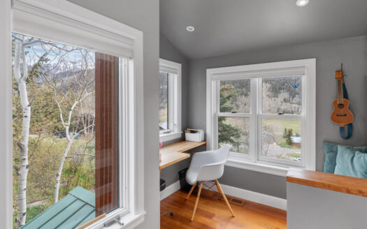 209 Hillside Lane Lane