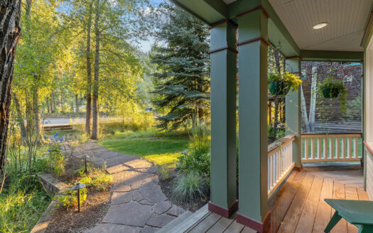 E 485 Colorado Avenue