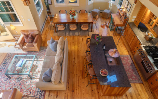 E 485 Colorado Avenue