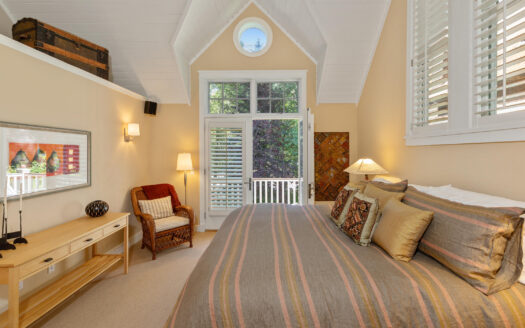 E 485 Colorado Avenue