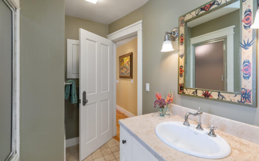 E 485 Colorado Avenue