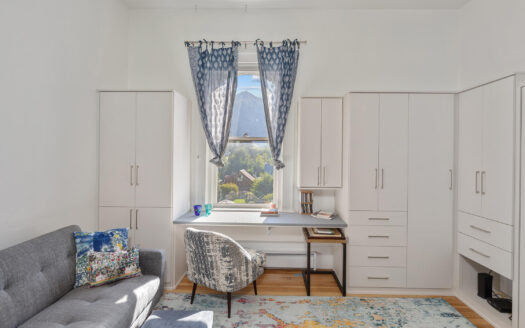 W 107 Columbia Avenue 3