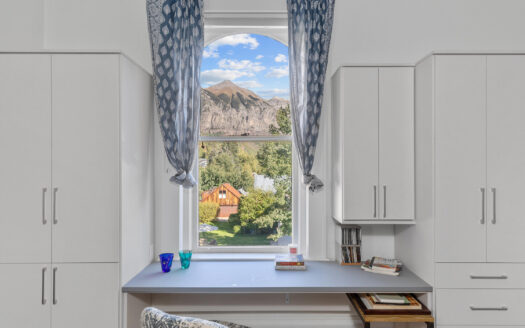 W 107 Columbia Avenue 3