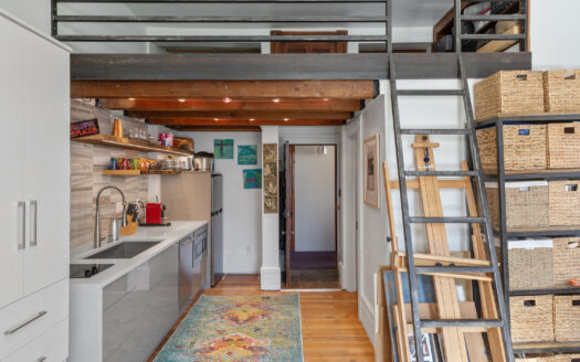 W 107 Columbia Avenue 3