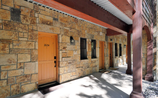 135 San Joaquin Road 203