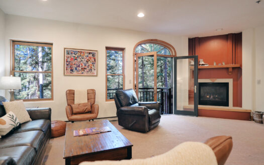 135 San Joaquin Road 203