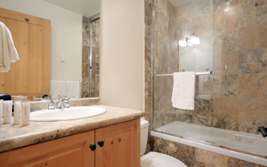 135 San Joaquin Road 203