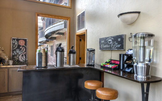 135 San Joaquin Road 203