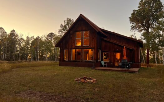 W 150 Piney Woods Way